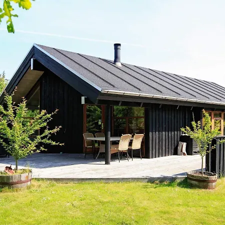 6 Person Holiday In Ferienhaus
